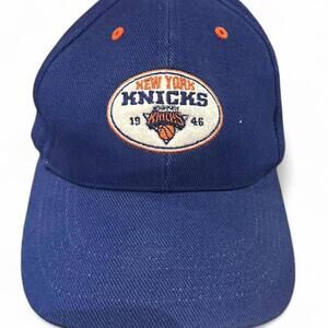 VINTAGE + RARE Knicks Cap made in Macau Twins Enterprise
